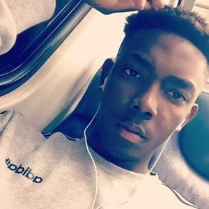 Meet your Posher, Donte